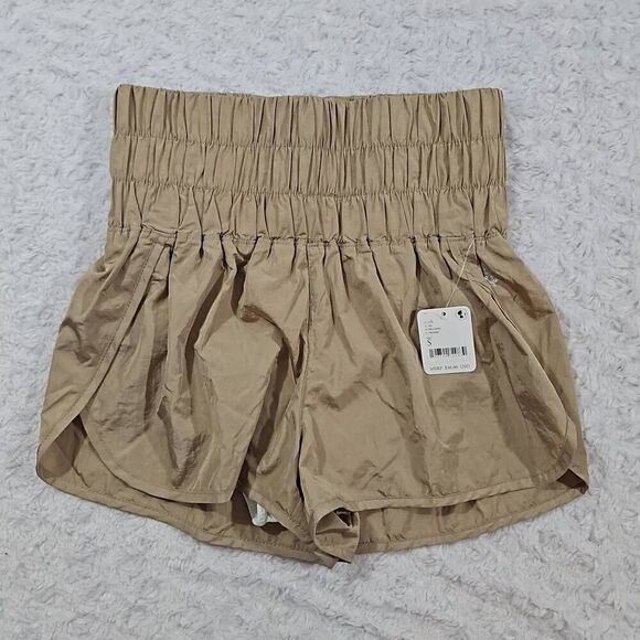 Size Small Womens Free People Movement The Way Home Clay Tan Short run workout - Picture 1 of 8